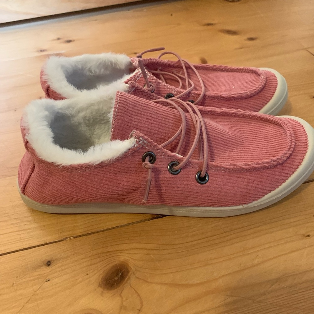Pink slip on sneakers with faux fur lining